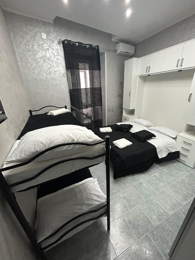 Da Concettina House Apartman Nápoly Kültér fotó